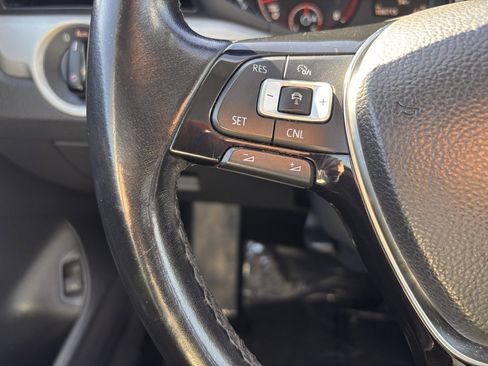 Used 2020 Volkswagen Passat 2.0T SE image 6