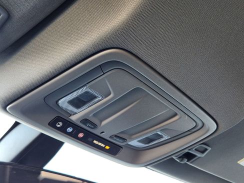 Used 2020 Chevrolet Silverado 1500 RST w/ Texas Edition image 30