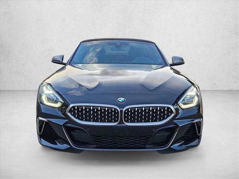 Used 2020 BMW Z4 M40i w/ Executive Package image 2