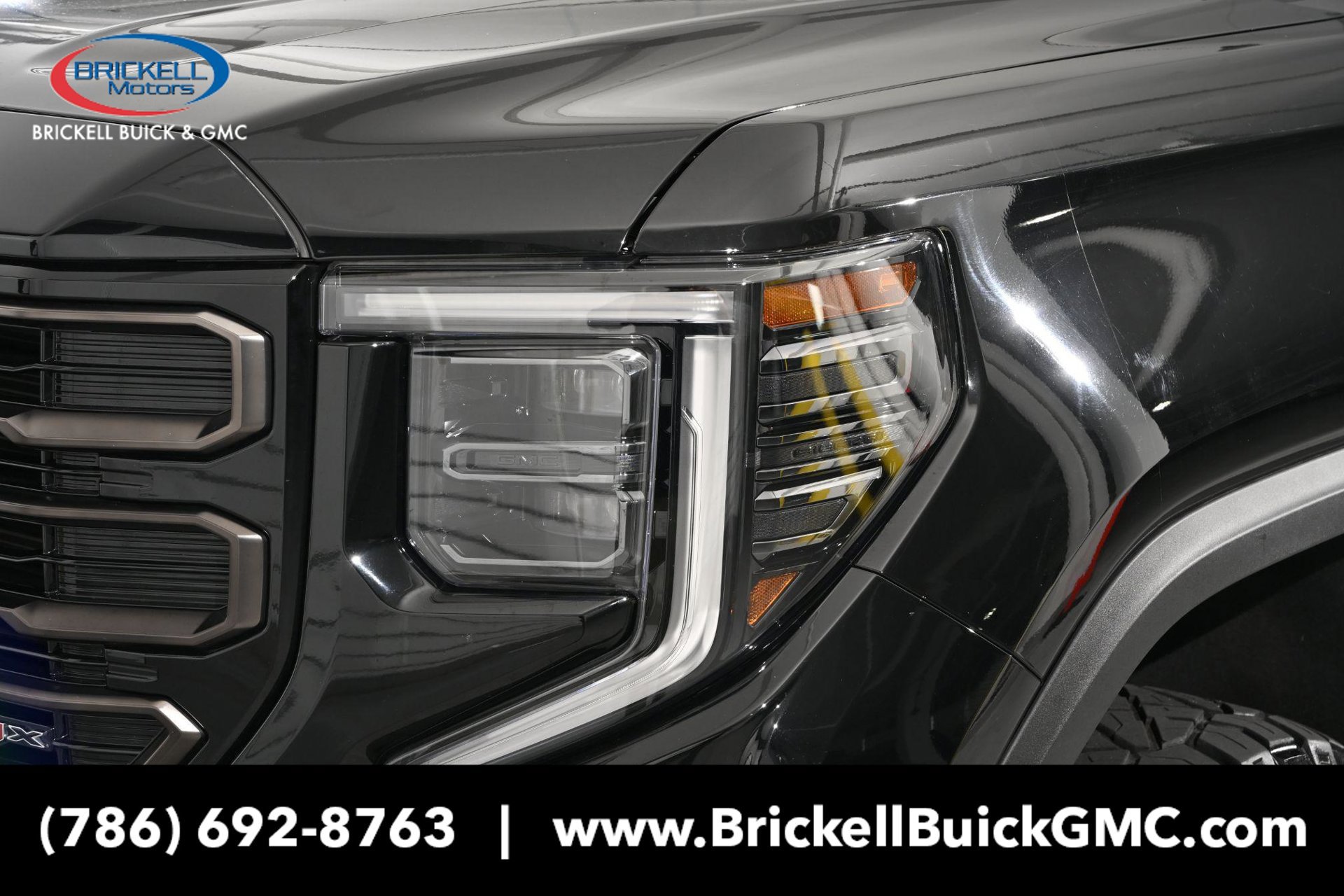 Used 2024 GMC Sierra 1500 AT4X AWD/4WD image 10