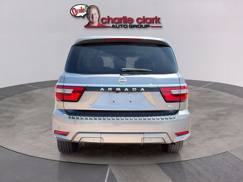 Used 2022 Nissan Armada SL RWD image 4