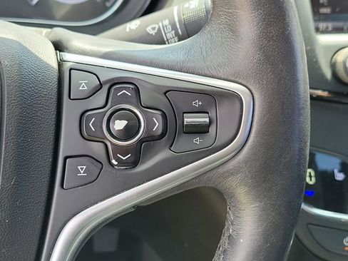 Used 2015 Buick Regal Premium FWD image 12