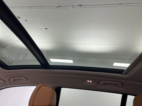 Used 2024 BMW X7 xDrive40i image 27