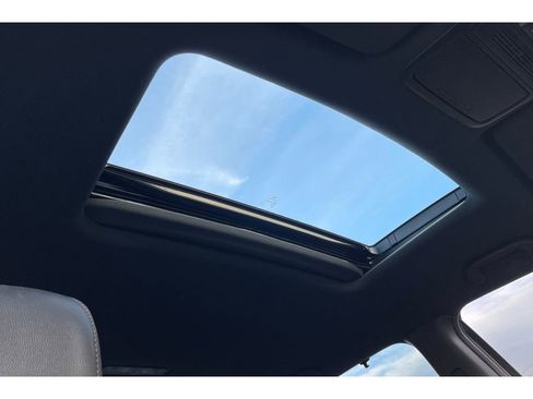 Certified 2022 Honda Pilot TrailSport image 21