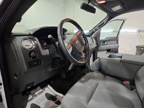 Used 2014 Ford F150 XLT w/ Equipment Group 302A Luxury AWD/4WD image 26