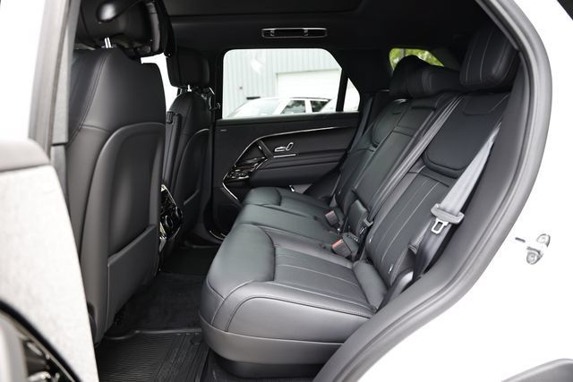 New 2026 Land Rover Range Rover Sport Dynamic SE AWD/4WD image 32