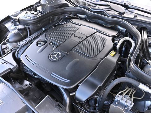 Used 2014 Mercedes-Benz E 350 Sedan image 36