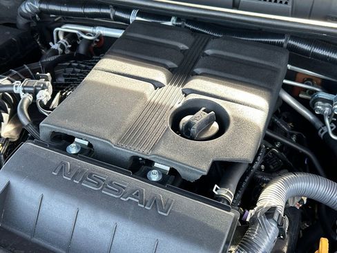 Used 2024 Nissan Frontier PRO-4X w/ Pro Convenience Package image 24