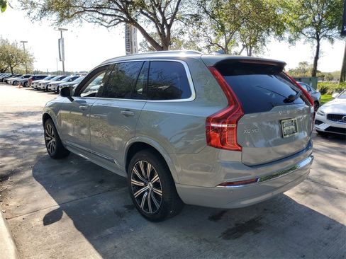 Certified 2025 Volvo XC90 B5 Core image 4