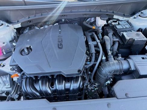 Certified 2024 Hyundai Tucson Limited FWD image 31
