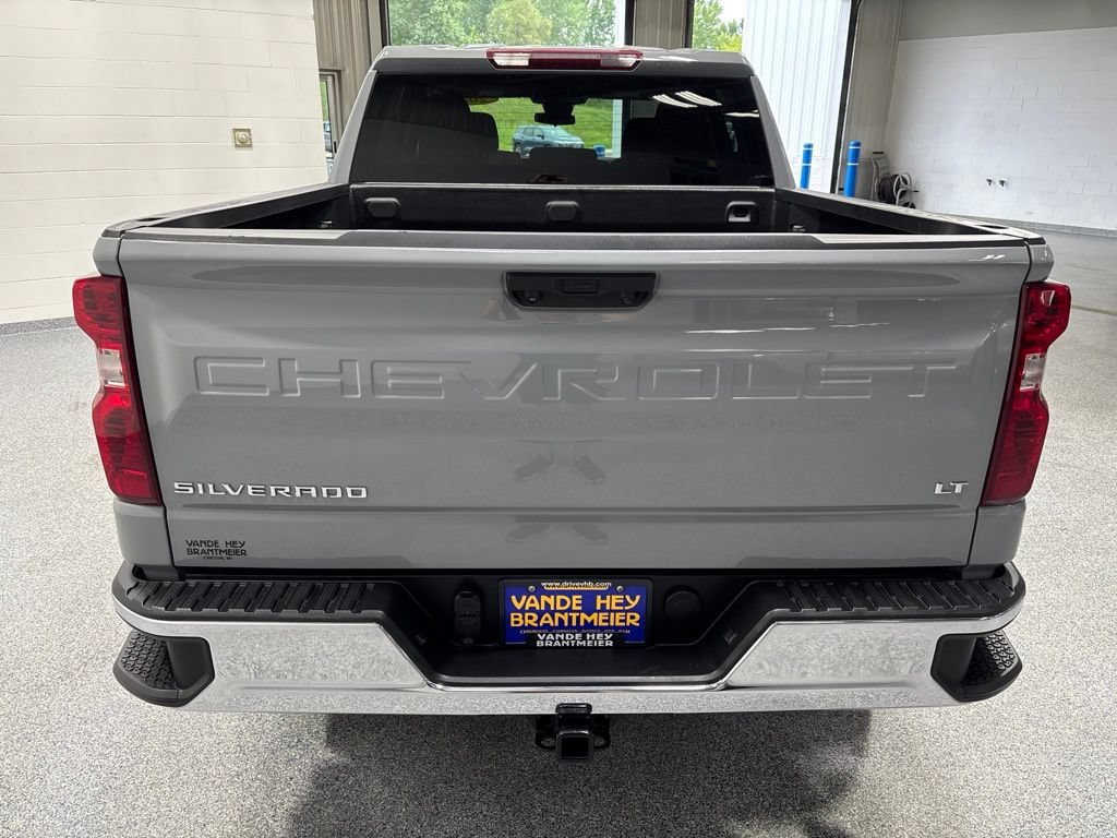 Used 2024 Chevrolet Silverado 1500 LT AWD/4WD image 6