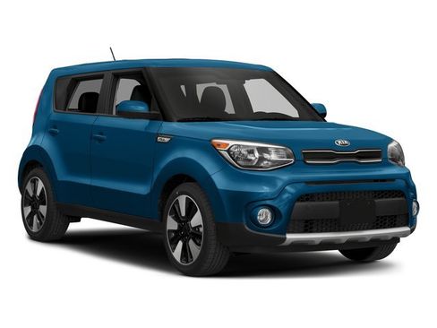 Used 2017 Kia Soul + w/ Designer's Package FWD image 9