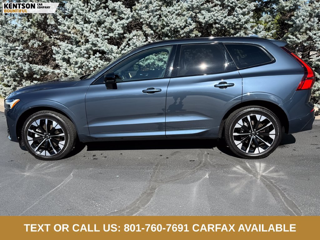 Used 2026 Volvo XC60 B5 Plus AWD/4WD image 4
