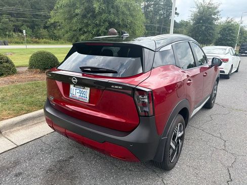 Used 2026 Nissan Kicks SV FWD image 13