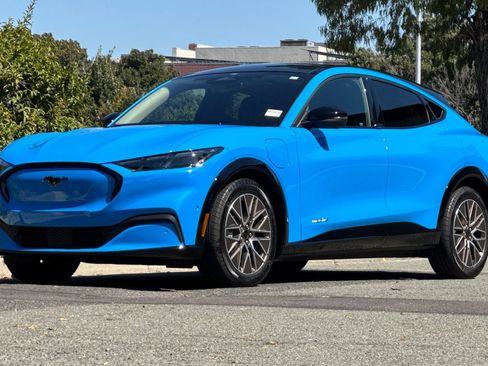Used 2024 Ford Mustang Mach-E Premium image 8