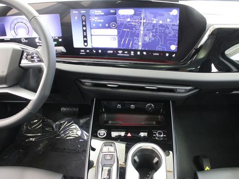 New 2026 Audi A6 Premium Plus AWD/4WD image 22