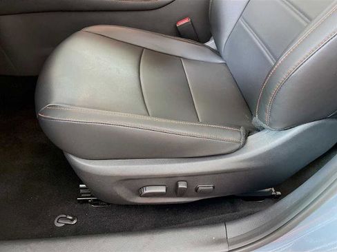 Certified 2025 Nissan Sentra SR w/ SR Premium Package FWD image 18