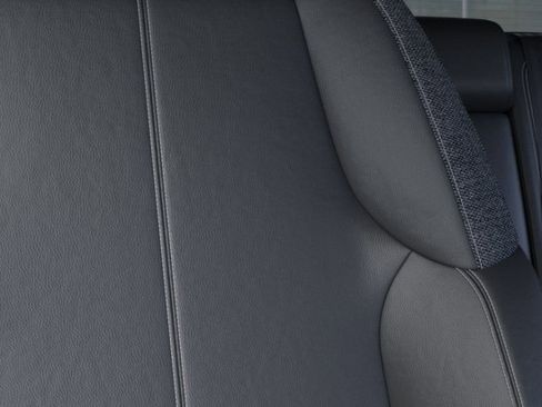 New 2026 Cadillac Optiq Luxury 1 w/ LPO, Floor Liner Package image 21