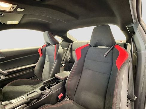 Used 2015 Scion FR-S RWD image 17