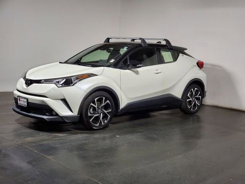 Certified 2019 Toyota C-HR Limited image 5