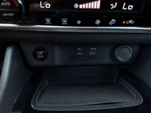 Used 2025 Nissan Rogue SV AWD/4WD image 29