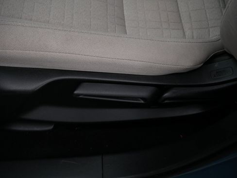 Used 2023 Honda HR-V LX image 20