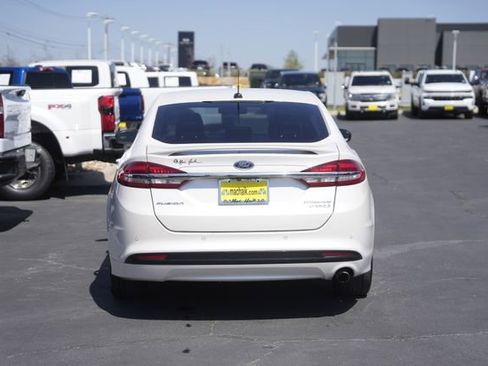 Used 2018 Ford Fusion Titanium image 7