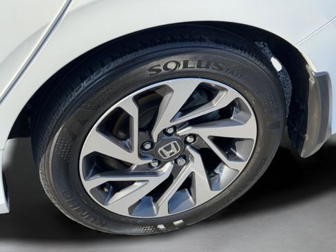 Used 2017 Honda Civic EX image 12