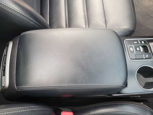 Used 2019 Kia Sorento EX w/ Option Group 040 AWD/4WD image 20