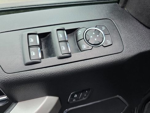 Used 2017 Ford F150 Lariat w/ Equipment Group 502A Luxury image 14