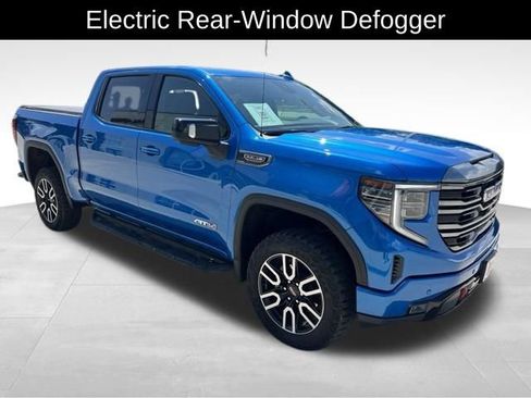 Used 2024 GMC Sierra 1500 AT4 w/ AT4 Premium Package AWD/4WD image 11