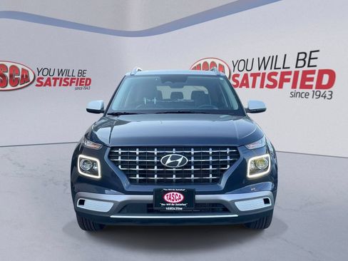 Certified 2023 Hyundai Venue Limited FWD image 2