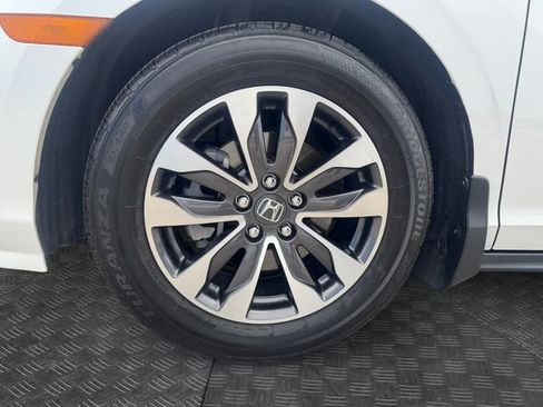 Used 2023 Honda Odyssey EX-L image 13