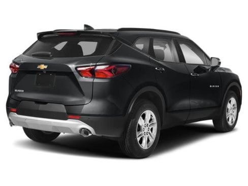 Used 2020 Chevrolet Blazer Premier w/ Driver Confidence II Package FWD image 5