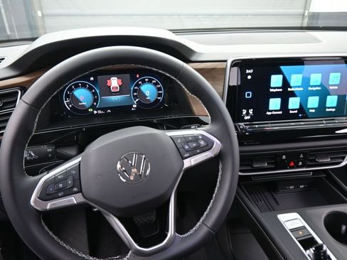 New 2026 Volkswagen Atlas SE AWD/4WD image 37