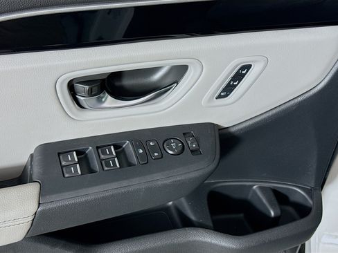 Used 2025 Honda Pilot EX-L image 18