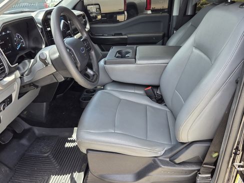 Used 2021 Ford F150 XL w/ Equipment Group 101A High RWD image 4