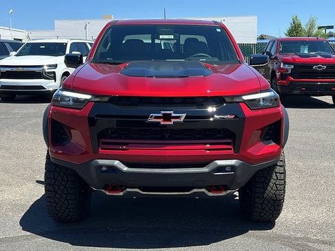 New 2026 Chevrolet Colorado ZR2 w/ Technology Package AWD/4WD image 2