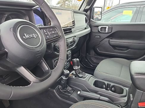 Used 2025 Jeep Wrangler Unlimited Sport S 4xe image 22