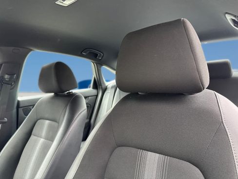 Used 2025 Honda Civic Sport image 10