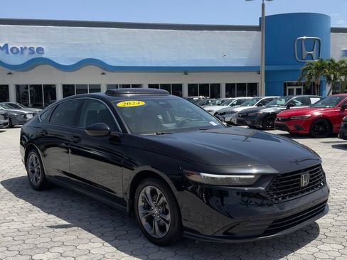 Used 2024 Honda Accord EX image 14