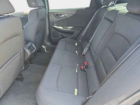 Used 2020 Chevrolet Malibu LT FWD image 16