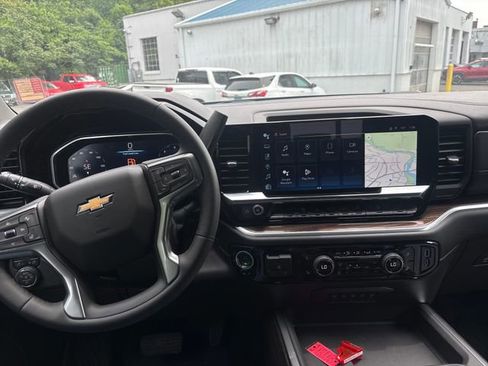 New 2026 Chevrolet Silverado 3500 LT AWD/4WD image 15