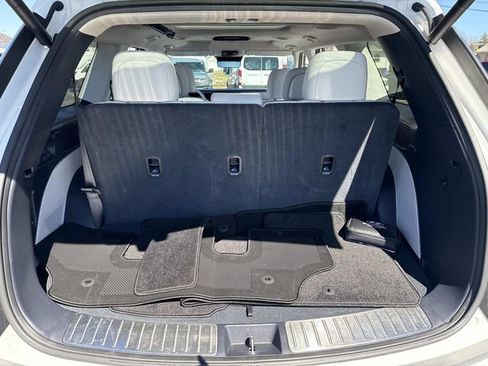 Used 2026 Hyundai Palisade Calligraphy image 5