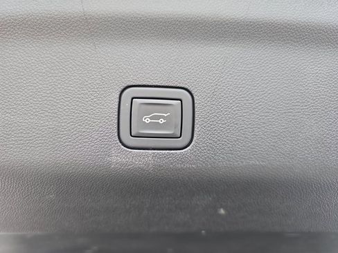 Certified 2023 Cadillac Escalade Sport w/ Touring Package image 15