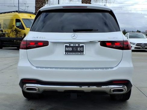 New 2026 Mercedes-Benz GLS 580 4MATIC image 22