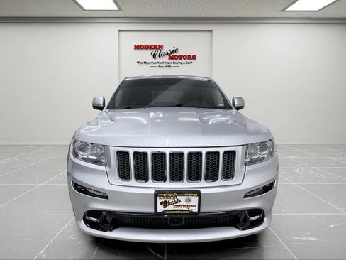 Used 2012 Jeep Grand Cherokee SRT8 w/ Luxury Group II AWD/4WD image 2