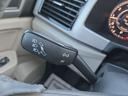 Used 2019 Volkswagen Atlas SEL image 48