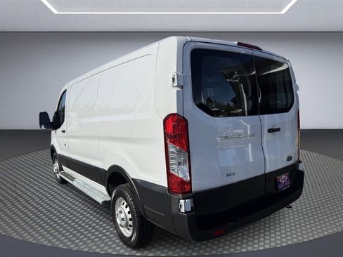 Used 2023 Ford Transit 250 Low Roof AWD w/ Exterior Upgrade Package image 4