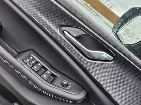 New 2025 Jeep Grand Cherokee Altitude RWD image 11